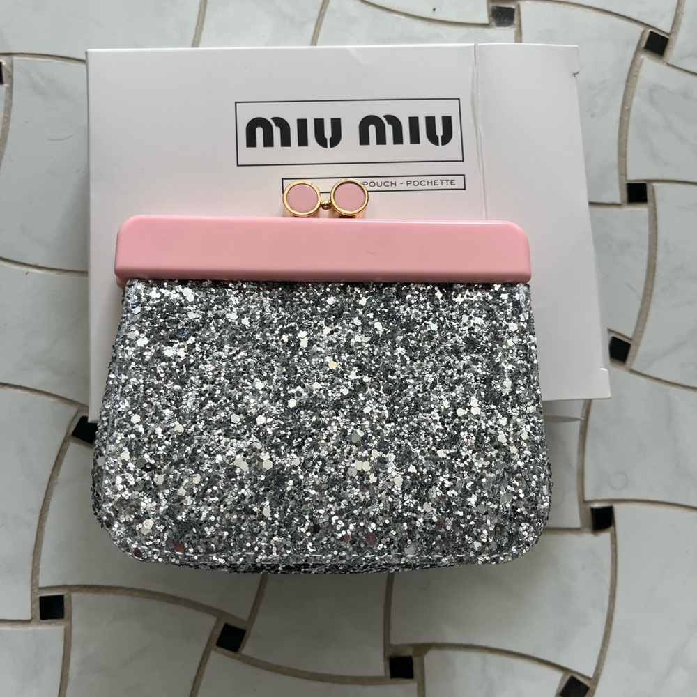 Miu Miu Beauty GWP mini Silver Glitter Clutch with Pink Frame - Picture 4 of 4